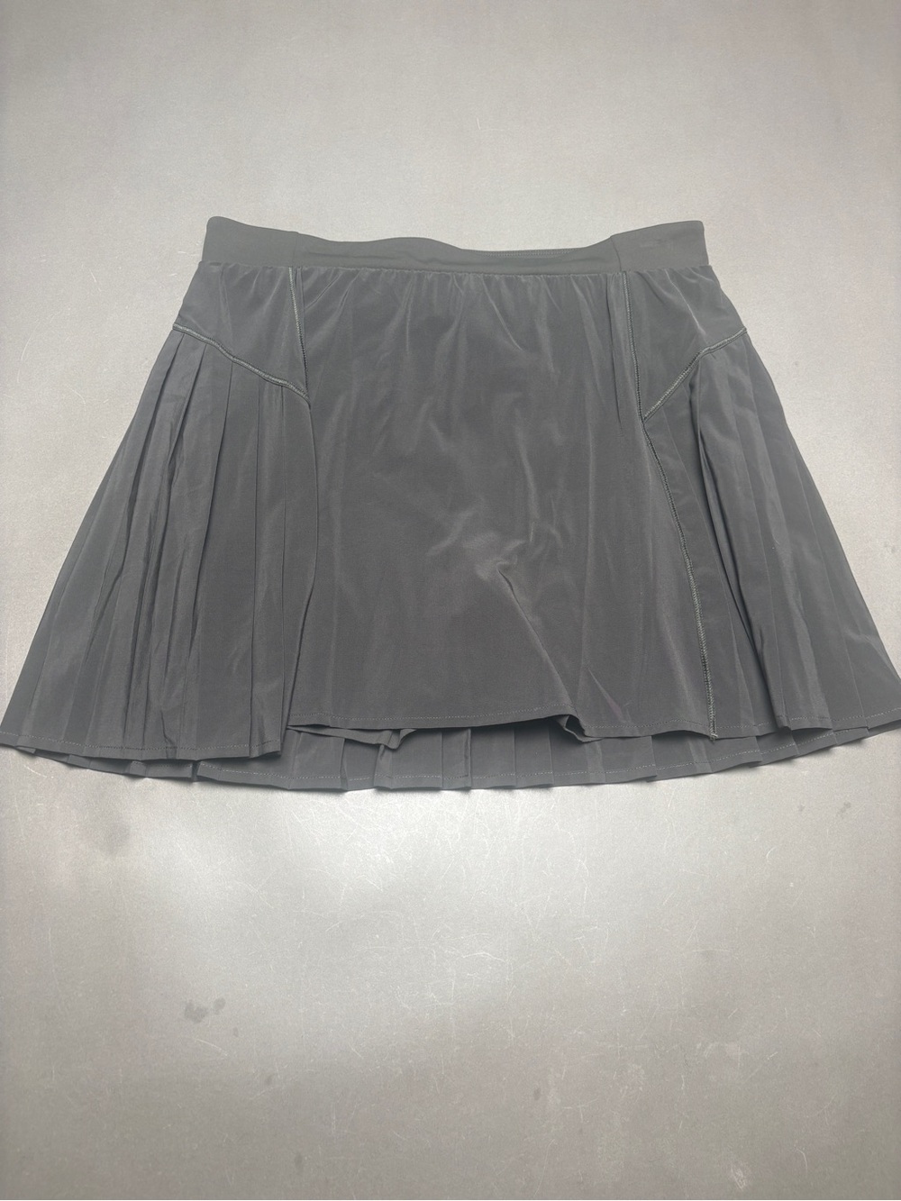 SPANX Gray Green Pleated Active Mini Skirt